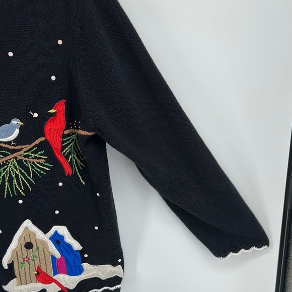 VTG Studio Black Christmas Cardigan with Festive Cardinal Design Sz 1X - Picture 2 of 11